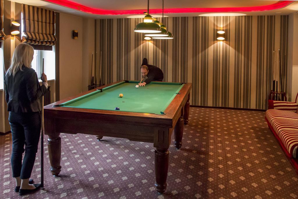 Hotel Morze Устка Экстерьер фото