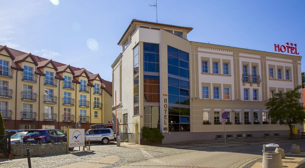 Hotel Morze Устка Экстерьер фото