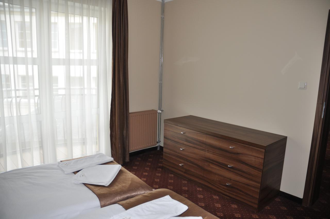 Hotel Morze Устка Экстерьер фото