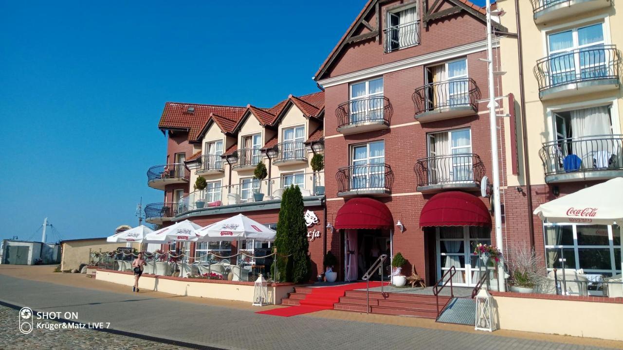 Hotel Morze Устка Экстерьер фото