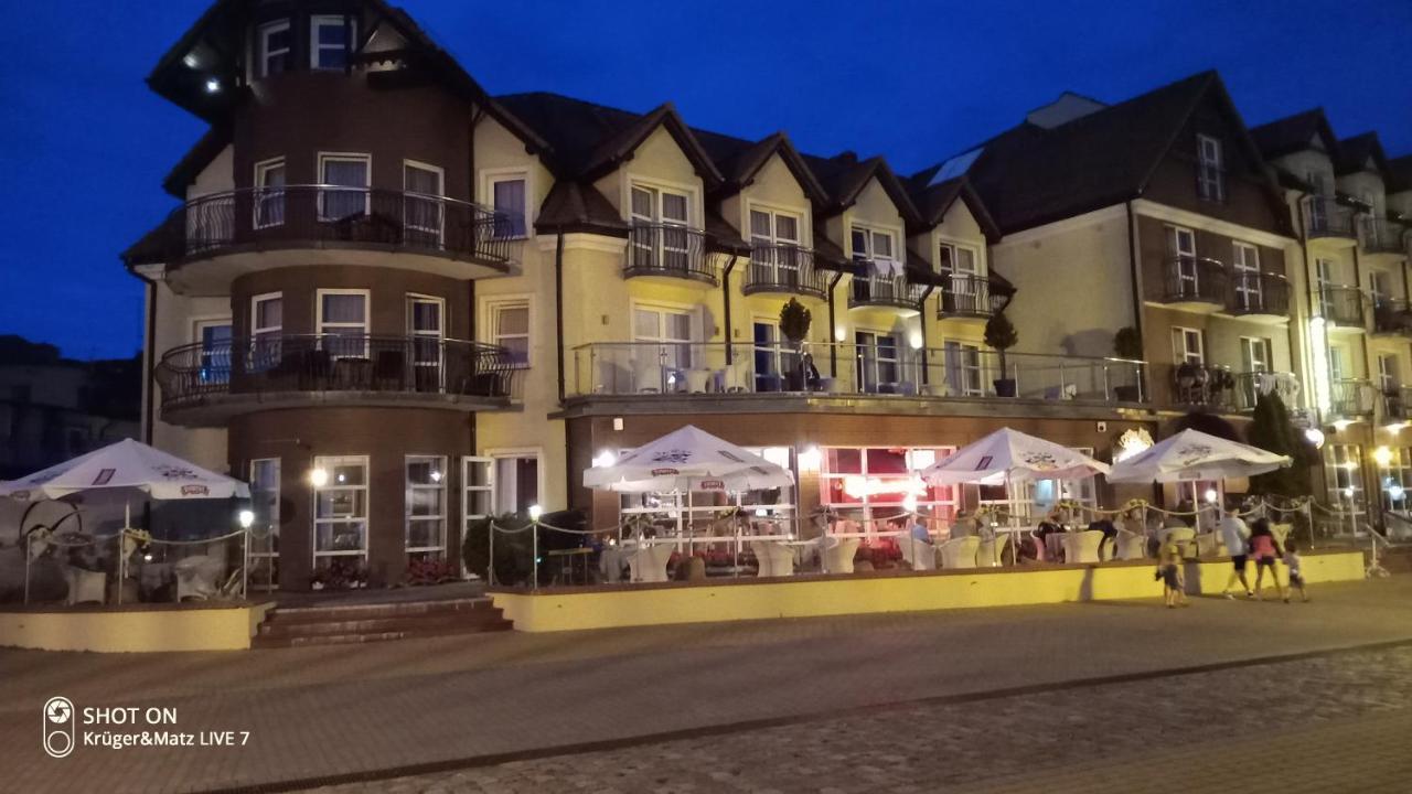 Hotel Morze Устка Экстерьер фото