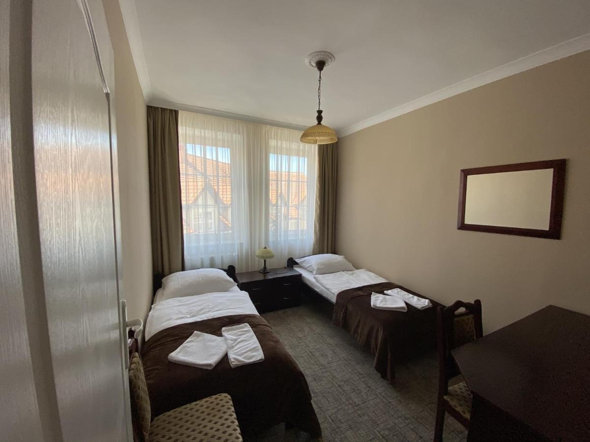Hotel Morze Устка Экстерьер фото