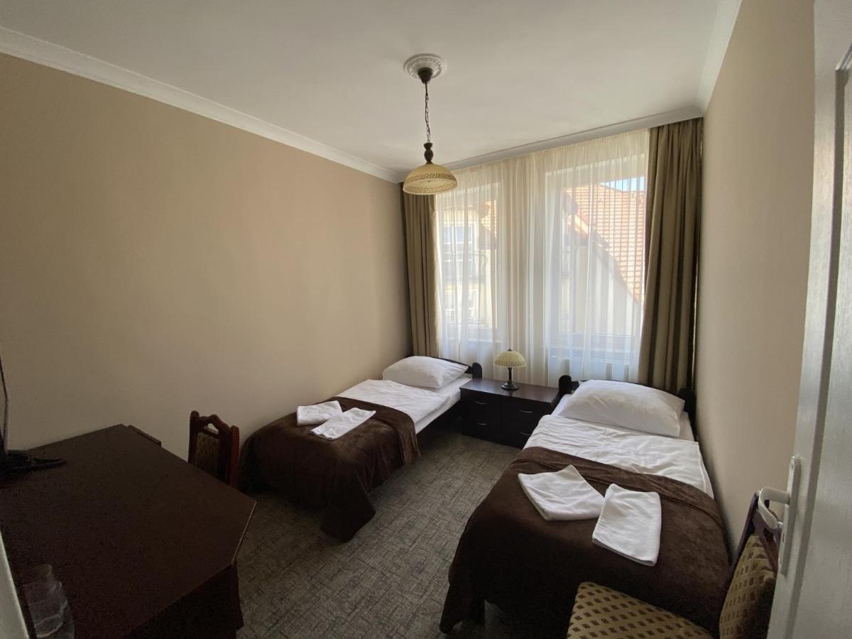 Hotel Morze Устка Экстерьер фото