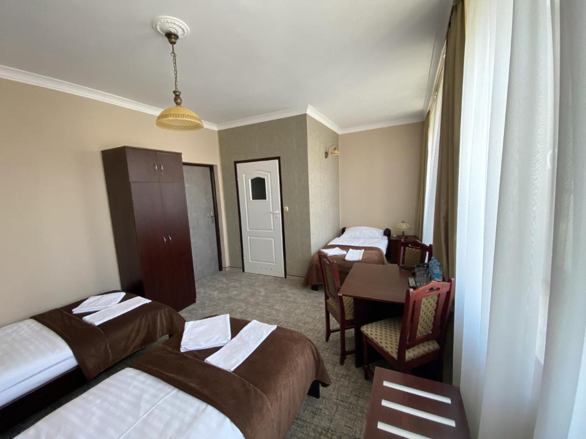 Hotel Morze Устка Экстерьер фото